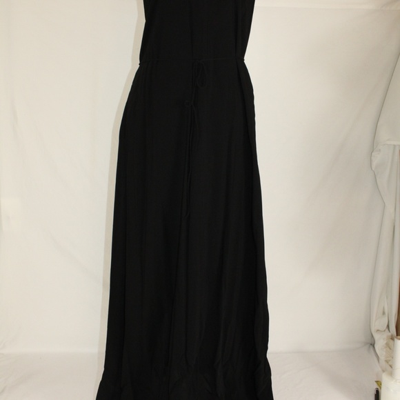 Vince Dresses & Skirts - Women's Scoop Neck Wrap Back Dress Size Large Blac